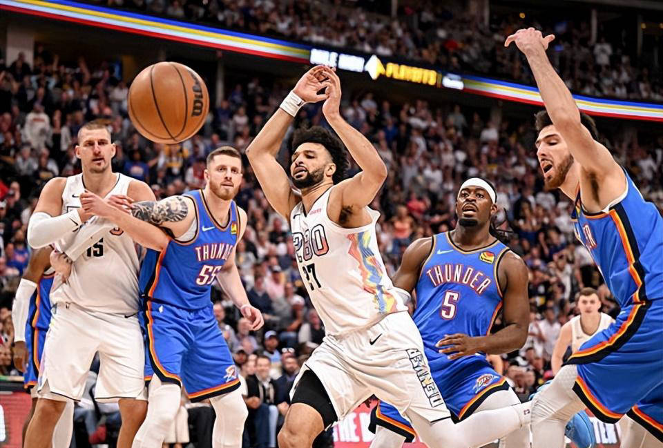 J9-穆雷连续十二场比赛得分超过重要助攻，篮网不断突破！的简单介绍