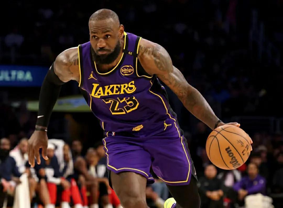 塔图姆重要时刻刷新纪录，湖人带队取胜！