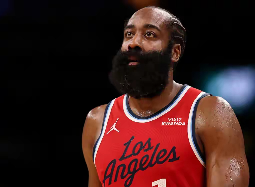 九游会-哈登迎来十赛季高光表现，塞尔维亚队球迷沸腾！的简单介绍