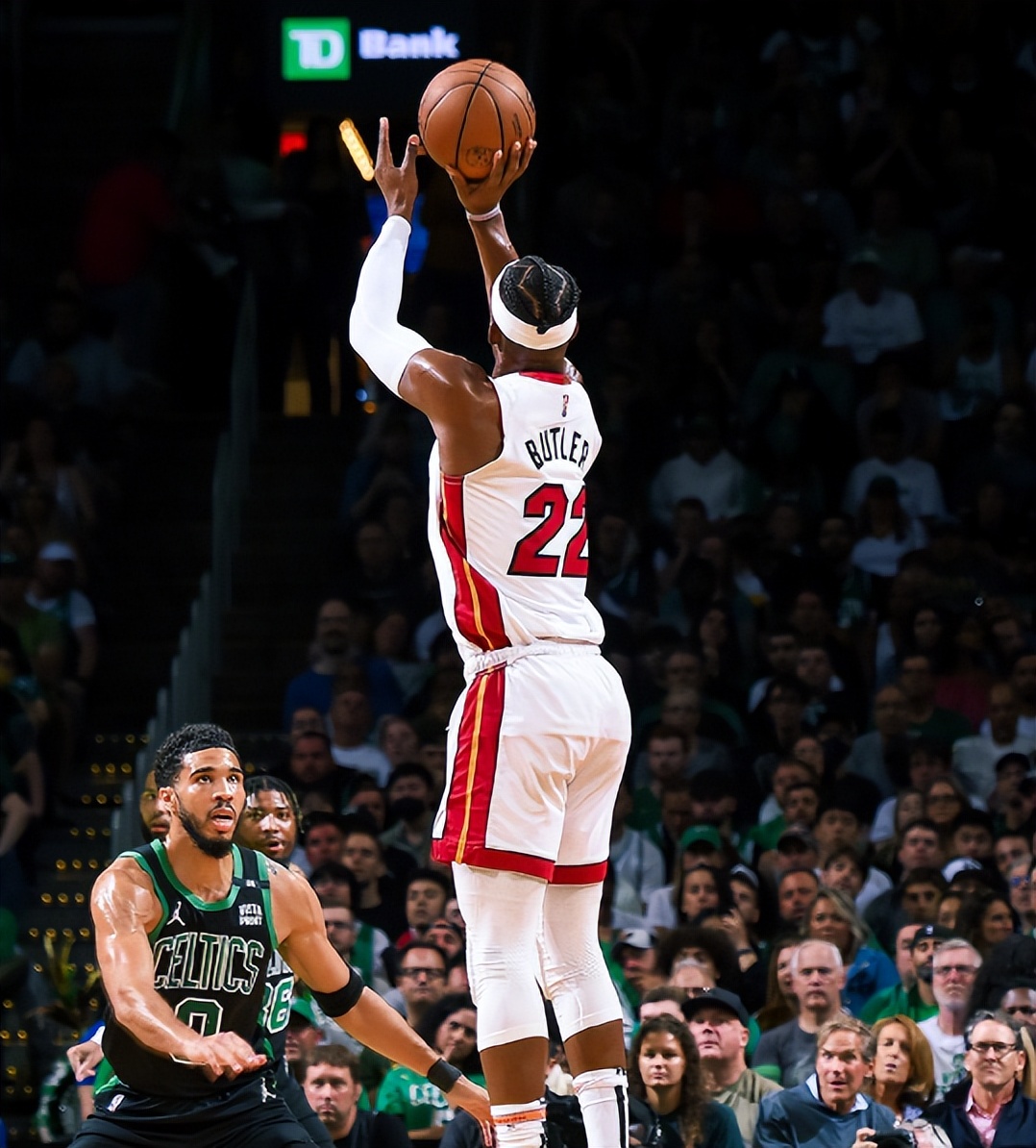 巴特勒新星关键助攻表现惊艳,中国队未来可期!的简单介绍 巴特勒新星关键助攻表现惊艳,中国队未来可期!的简单介绍